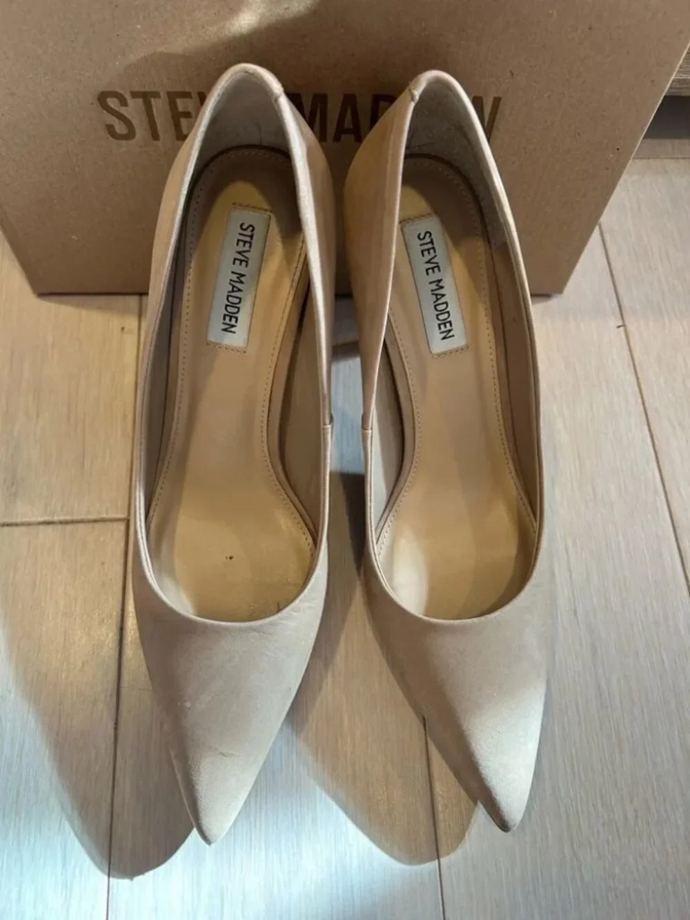 Steve‎ Madden Classie tan nubuck stilettos